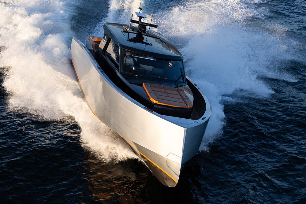 THE CRAFT 54° 54LUX - Coastal Craft Yachts - Sunshine Coast, BC