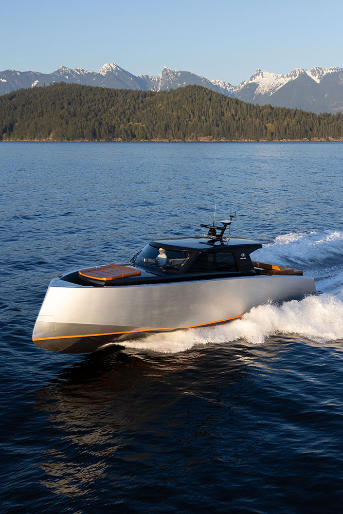 THE CRAFT 54° 2008 Mochi Craft Dolphin 54 Sun Top, EUR 680.000,-